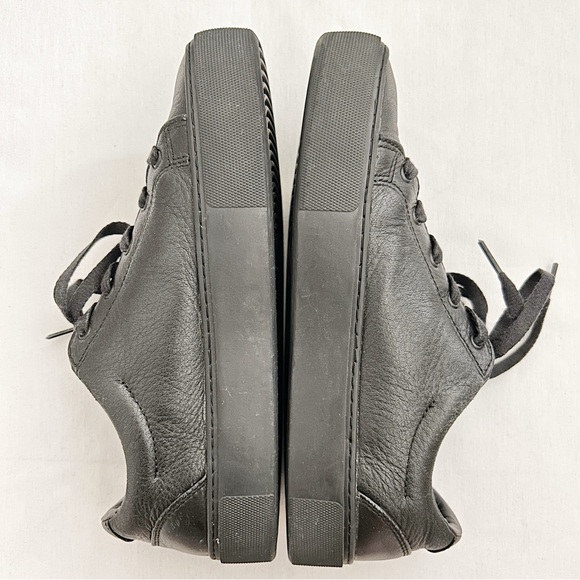 UGG Zilo Leather Sneakers Black Women’s 7.5 - Picture 3 of 9